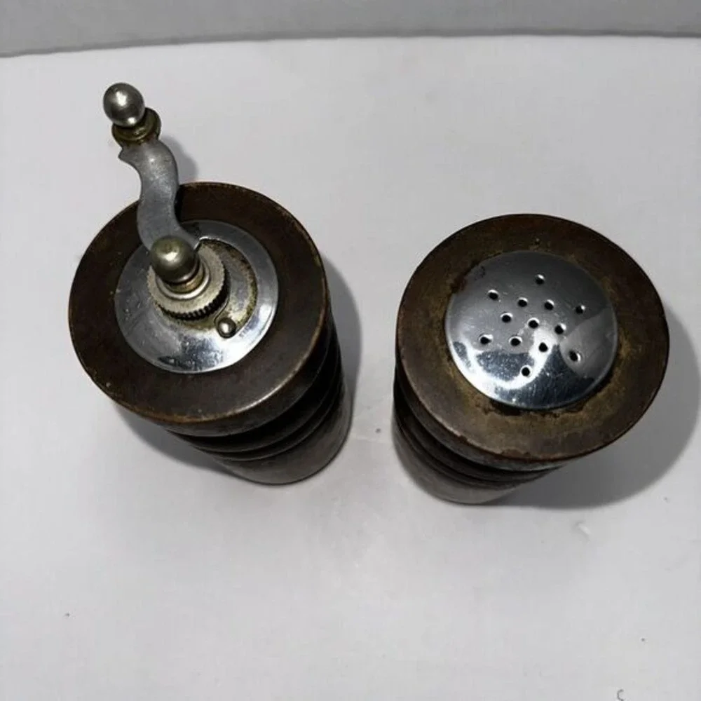 Vintage Wooden‎ Salt Pepper Grinder Mill Set Rustic Kitchen Dining Decor